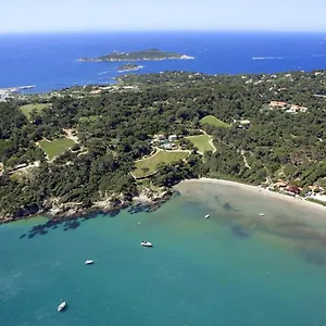 Appartement Superbe 50m De La En Bord De, Hyères